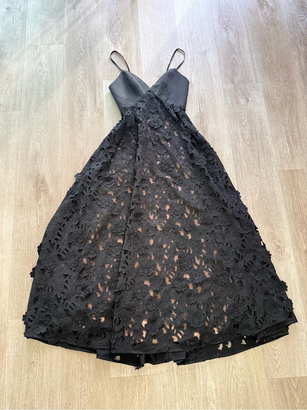 helsi edith black 3d floral lace overlay v-neck A-line midi flare dress size XS